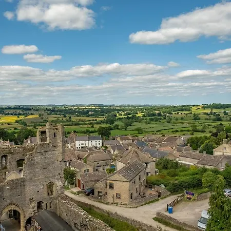 Feriehus Number Three *